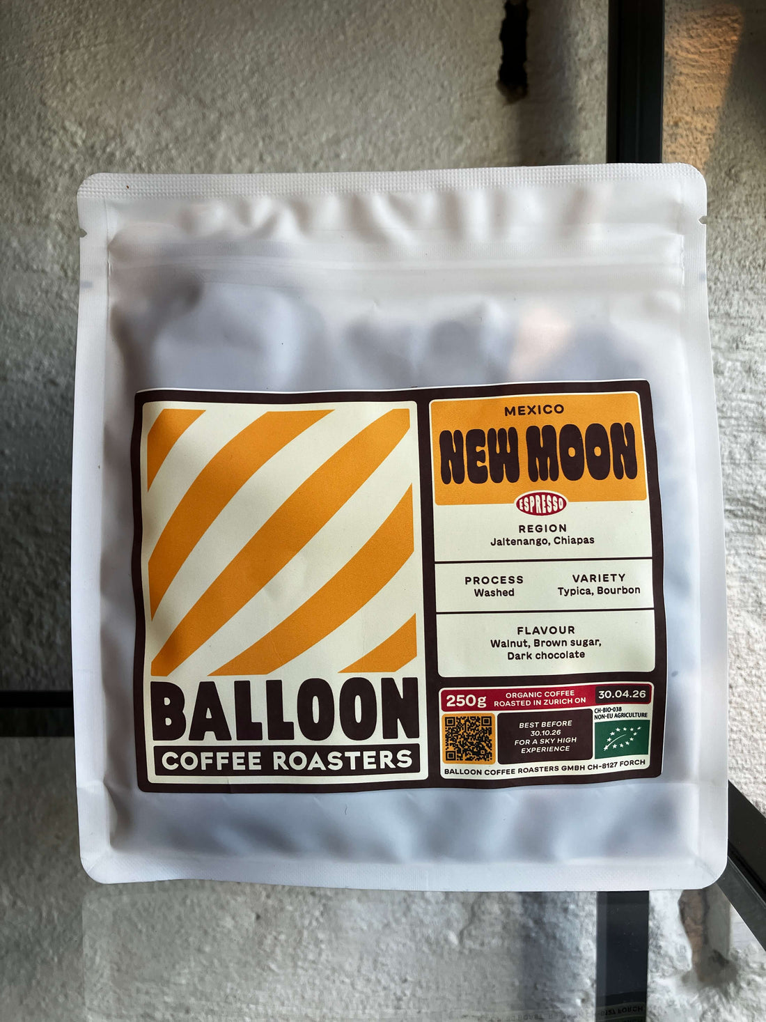 Balloon • New Moon • Mexico • Espresso