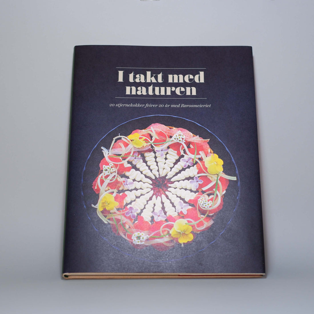 Cookbook: "I takt med naturen"